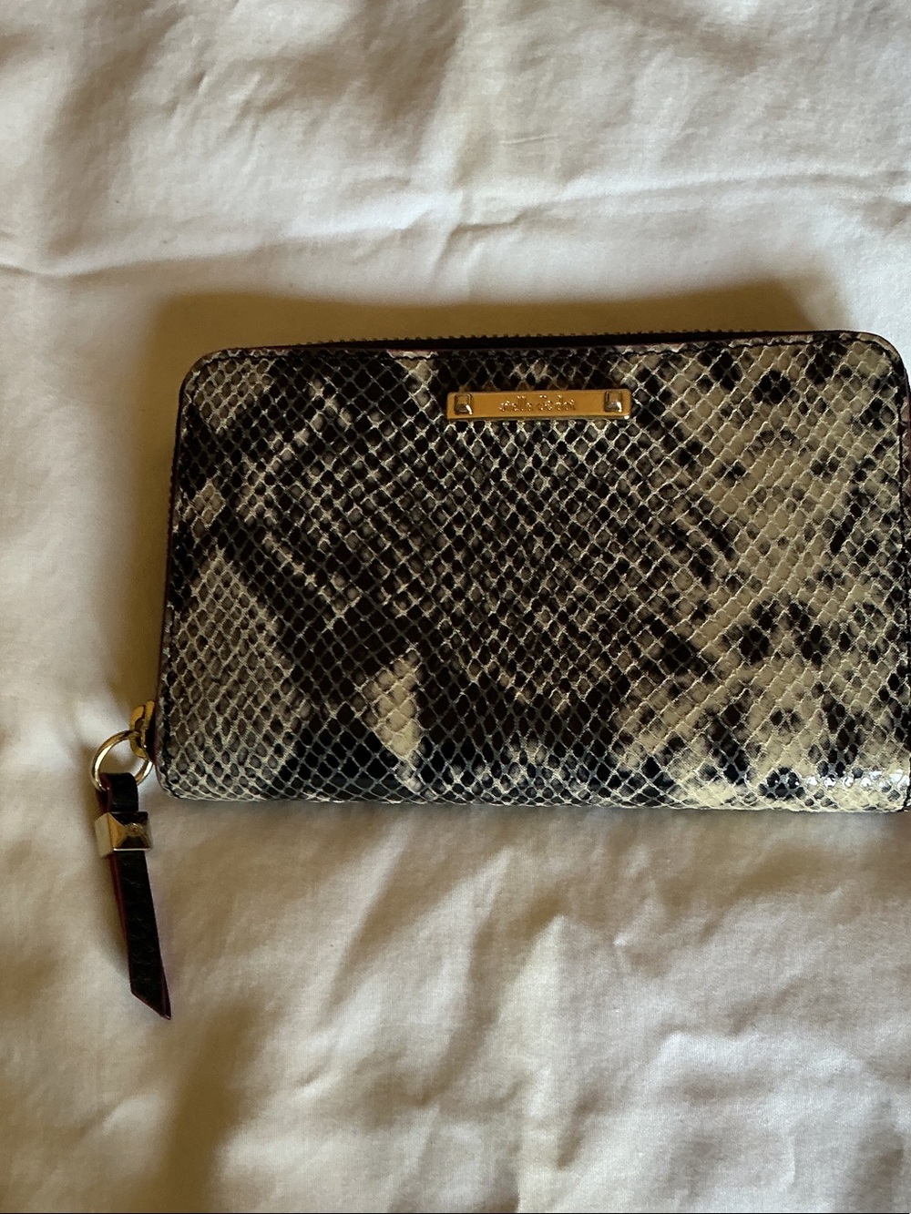Stella & Dot Black and Cream Snake-Print Zip Wristlet